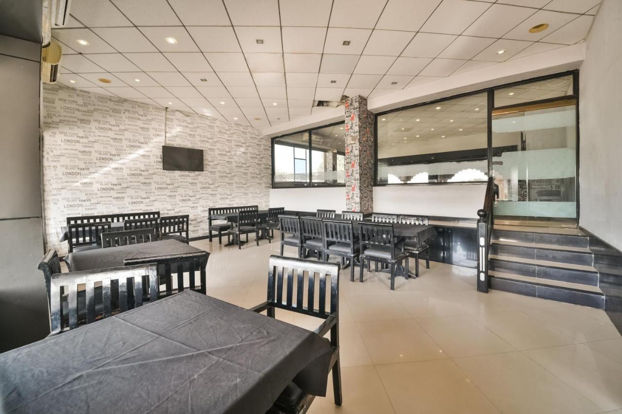 Capital O Amit Palace Bhilwara Exterior foto